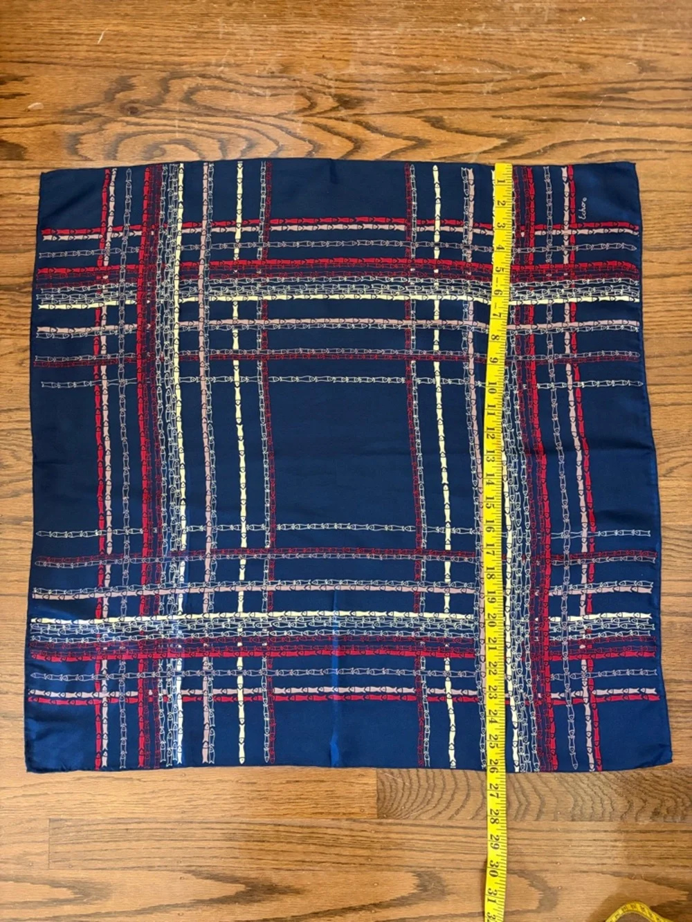 Echo square navy